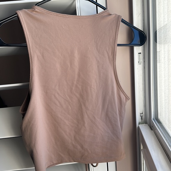 BNWOT Abercrombie and Fitch Lace Up Cropped Tank Tan - Picture 3 of 3